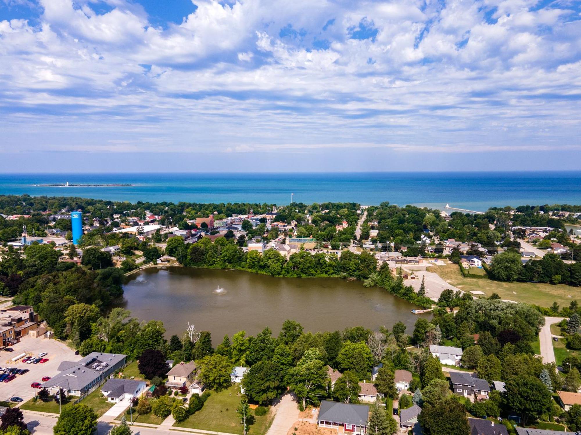Globalstay New Houses Near Huron Lake 포트 엘긴 외부 사진