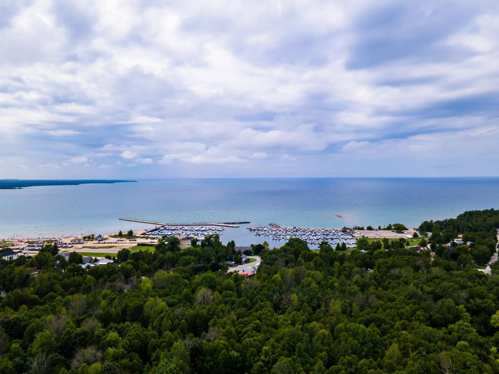 Globalstay New Houses Near Huron Lake 포트 엘긴 외부 사진